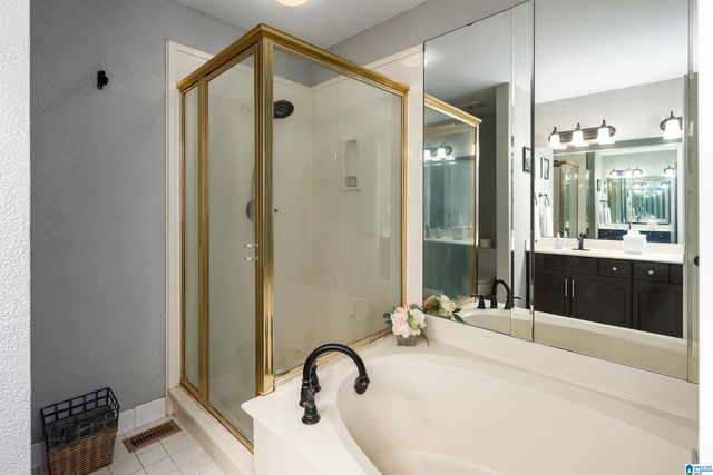 1401 OAKRIDGE DRIVE, Birmingham, AL 35242