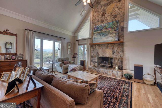 208 Rich Drive, Blairsville, GA 30512