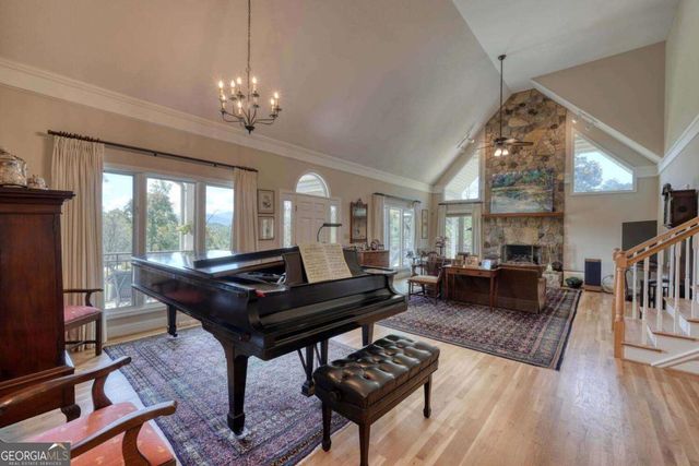 208 Rich Drive, Blairsville, GA 30512