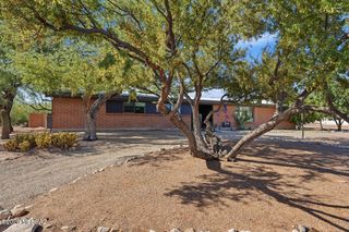 7305 E Calle Agerrida, Tucson, AZ 85750