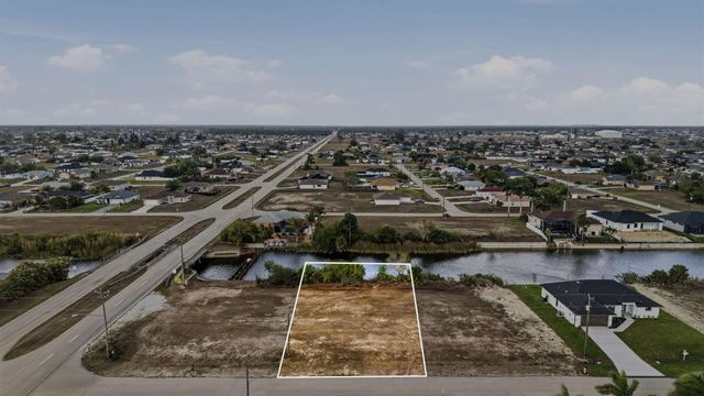 1525 NW 17th Street, Cape Coral, FL 33993