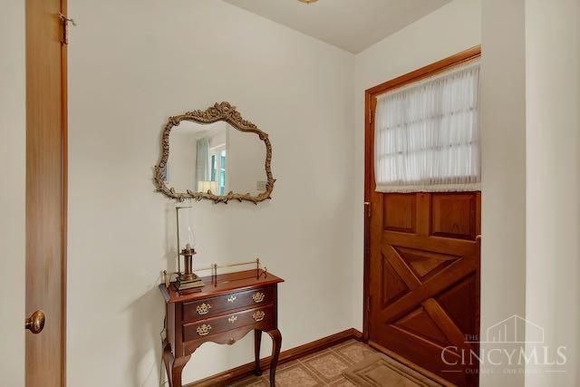 7300 N Mingo Lane, Madeira, OH 45243