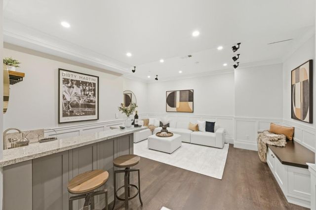 446 Lerida Avenue, Los Altos, CA 94024