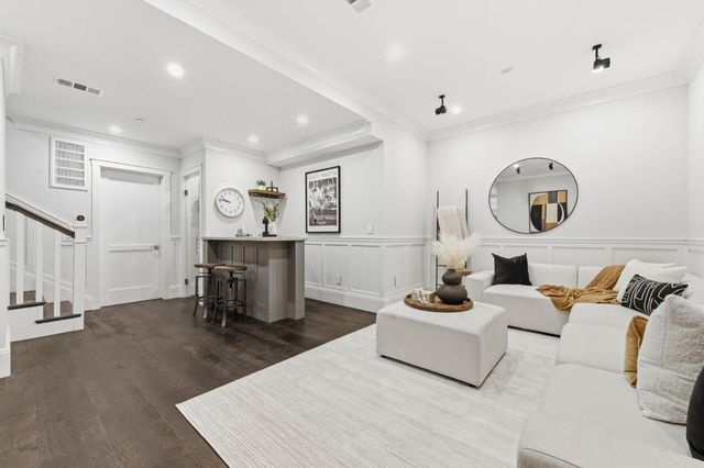 446 Lerida Avenue, Los Altos, CA 94024