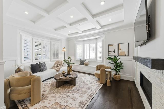 446 Lerida Avenue, Los Altos, CA 94024