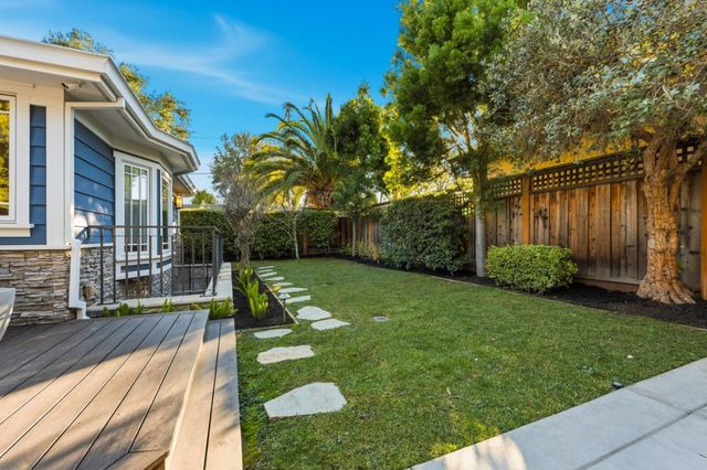446 Lerida Avenue, Los Altos, CA 94024