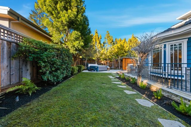 446 Lerida Avenue, Los Altos, CA 94024