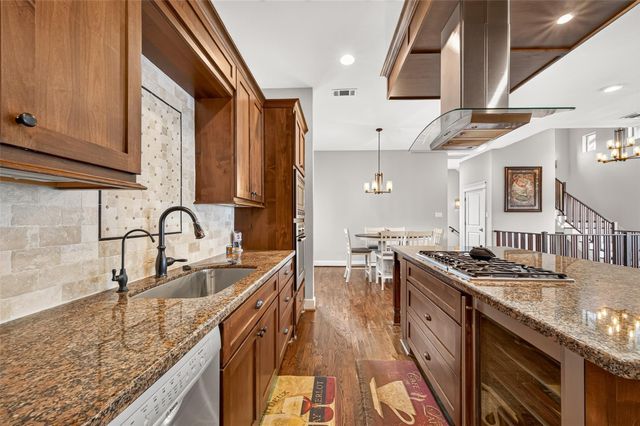 4702 Feagan Street, Houston, TX 77007