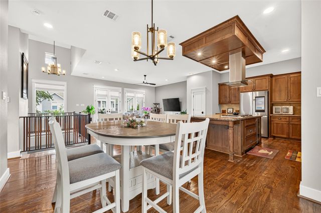 4702 Feagan Street, Houston, TX 77007