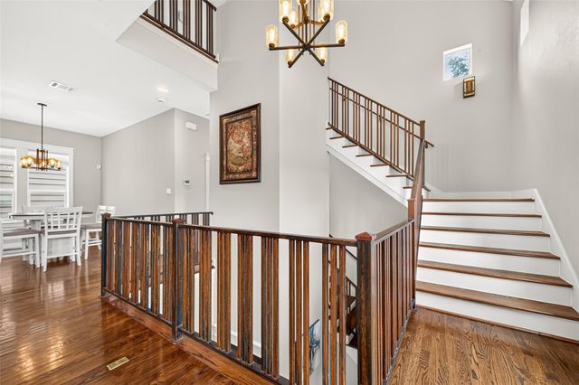 4702 Feagan Street, Houston, TX 77007