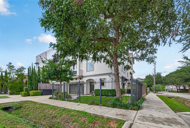 4702 Feagan Street, Houston, TX 77007