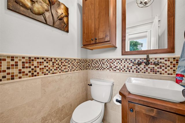 4702 Feagan Street, Houston, TX 77007