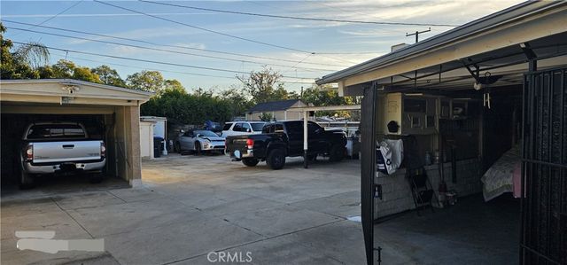 1134 W Chestnut, Santa Ana, CA 92703