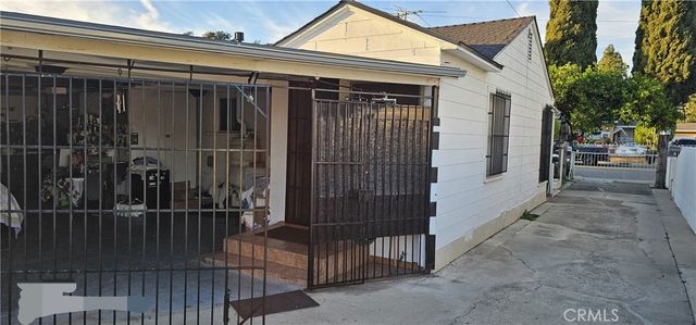 1134 W Chestnut, Santa Ana, CA 92703