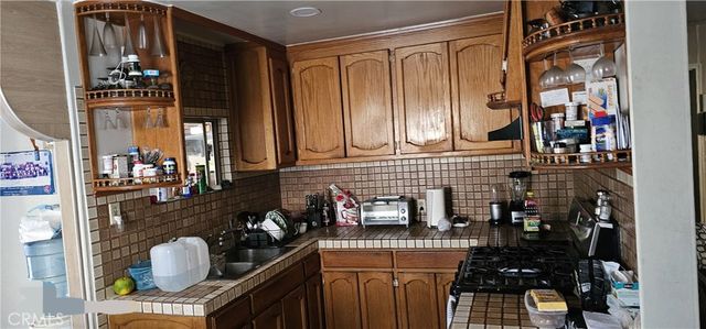 1134 W Chestnut, Santa Ana, CA 92703