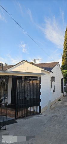 1134 W Chestnut, Santa Ana, CA 92703