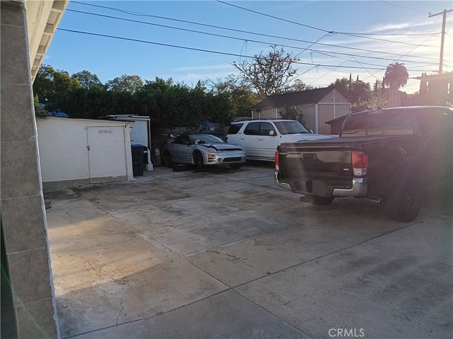 1134 W Chestnut, Santa Ana, CA 92703