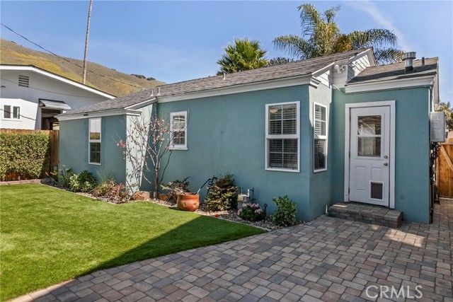 220 Capistrano Ave, Pismo Beach, CA 93449