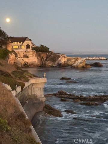 220 Capistrano Ave, Pismo Beach, CA 93449