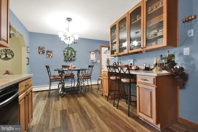 1138 BRANDON DR, Chambersburg, PA 17201