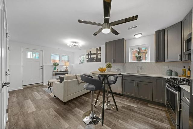 6556 S Evans Avenue GARDEN, Chicago, IL 60637