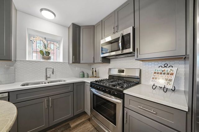 6556 S Evans Avenue GARDEN, Chicago, IL 60637