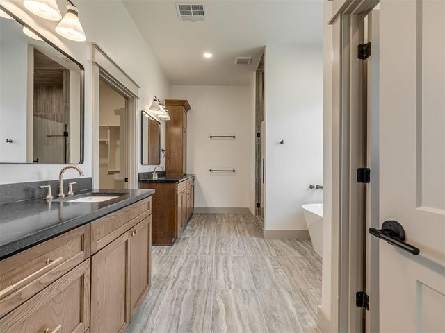 17787 Tall Oak Road, Choctaw, OK 73020