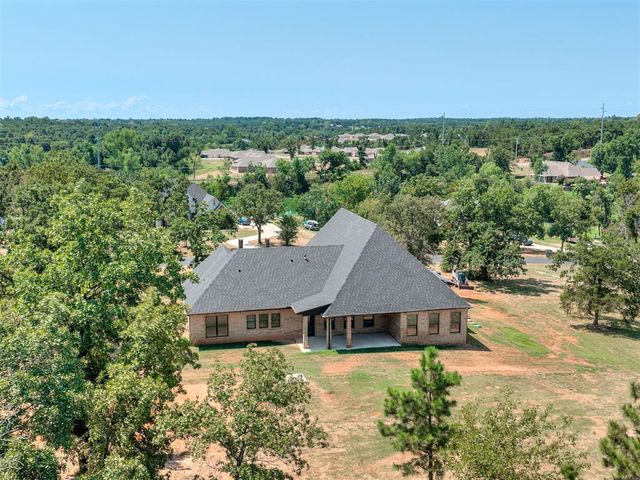 17787 Tall Oak Road, Choctaw, OK 73020