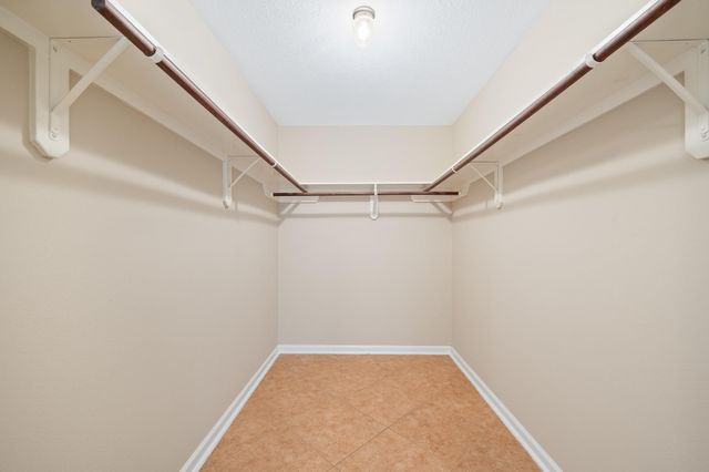 5842 N Magazine Circle, Houston, TX 77084