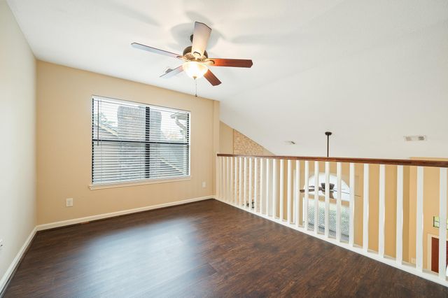 5842 N Magazine Circle, Houston, TX 77084