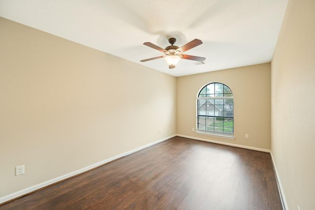 5842 N Magazine Circle, Houston, TX 77084