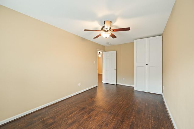 5842 N Magazine Circle, Houston, TX 77084