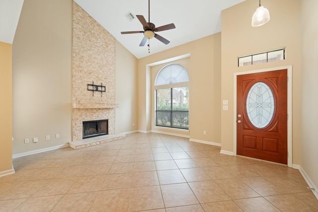 5842 N Magazine Circle, Houston, TX 77084
