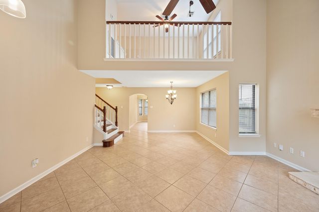 5842 N Magazine Circle, Houston, TX 77084