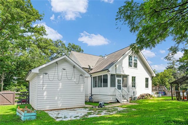 4137 Grogan Street NW, Acworth, GA 30101