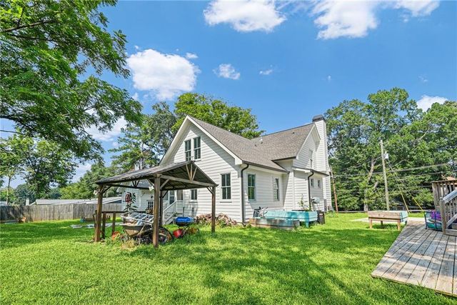 4137 Grogan Street NW, Acworth, GA 30101