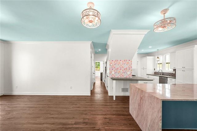 4137 Grogan Street NW, Acworth, GA 30101