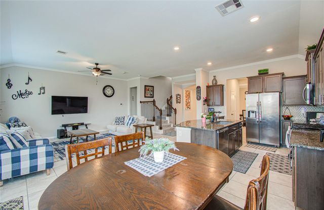 5126 Victory Shores Lane, Rosharon, TX 77583