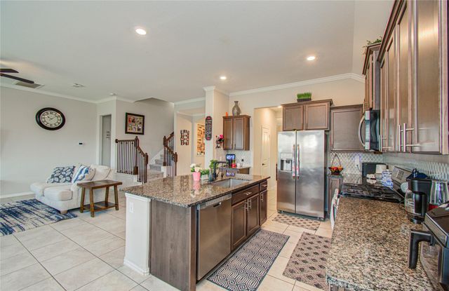 5126 Victory Shores Lane, Rosharon, TX 77583