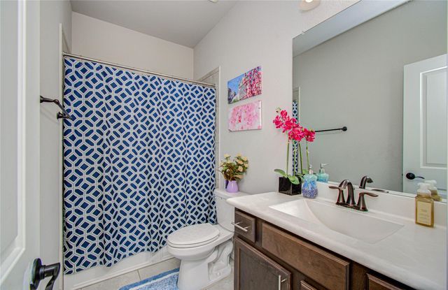 5126 Victory Shores Lane, Rosharon, TX 77583