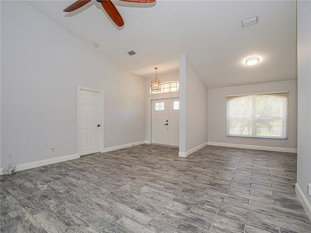 725 23rd Avenue, Vero Beach, FL 32962