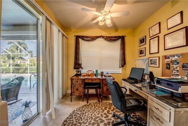 5605 Merlyn LN, Cape Coral, FL 33914