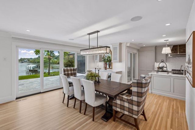 1397 Orono Lane, Wayzata, MN 55391