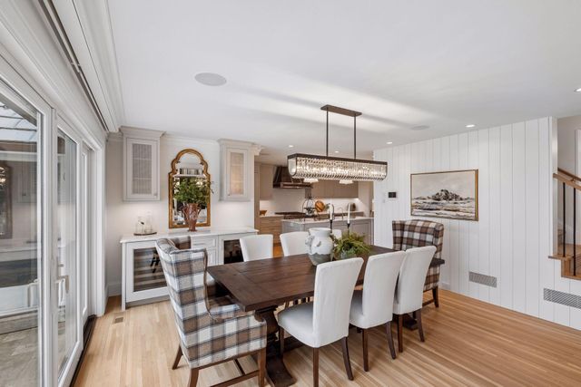 1397 Orono Lane, Wayzata, MN 55391