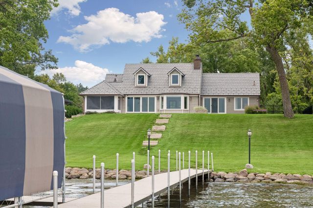 1397 Orono Lane, Wayzata, MN 55391
