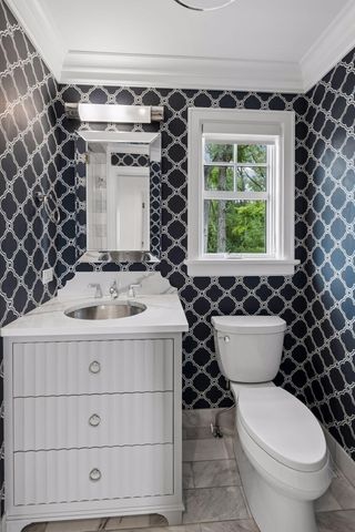 1397 Orono Lane, Wayzata, MN 55391