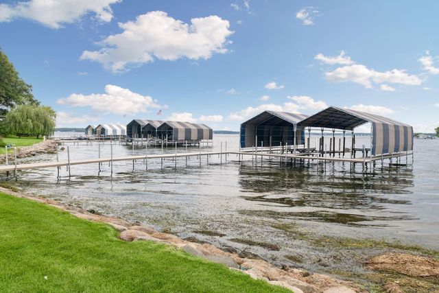 1397 Orono Lane, Wayzata, MN 55391