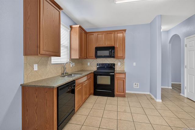 8906 MISSION STRM, San Antonio, TX 78223