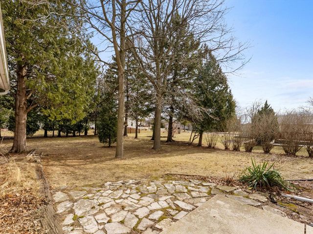 2129 S 23rd STREET, Manitowoc, WI 54220