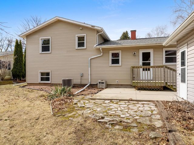 2129 S 23rd STREET, Manitowoc, WI 54220